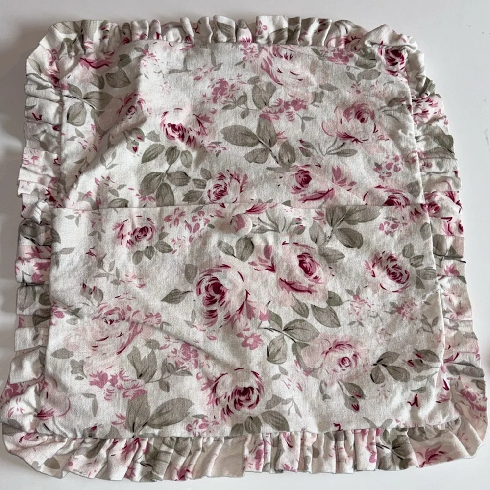 Simply Shabby Chic Pink and Cream Floral Fabric